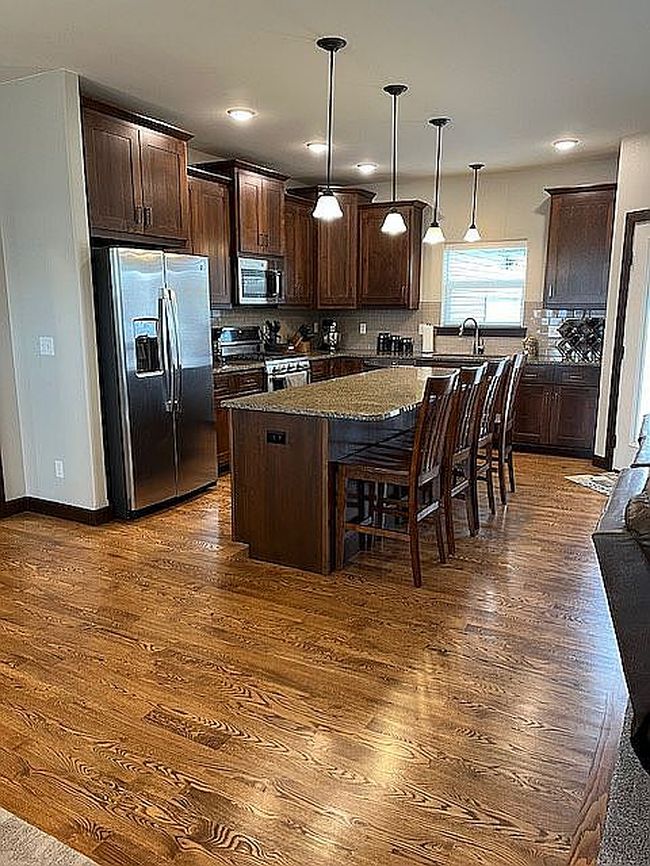 Image of 201 Cardinal Ave