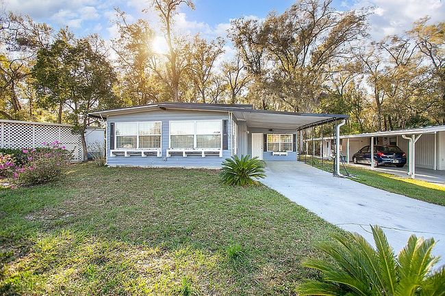 1174 Fern Ln, Deland, FL