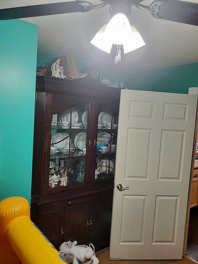 Additional photo 1 of property located at 1923 W Bataan Dr