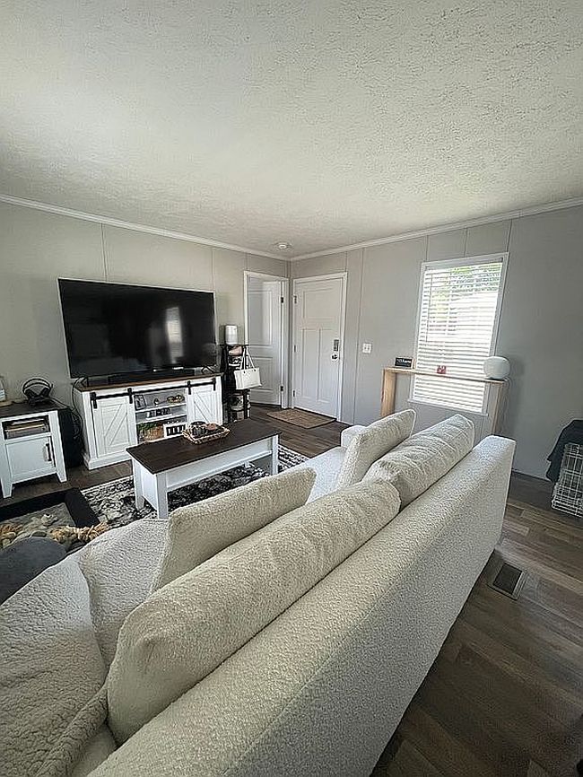 Image of 52465 Vanburen Dr