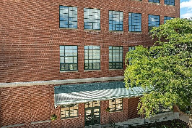 Additional photo 2 of property located at 905 3rd St Se Apt 214