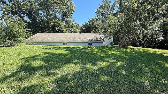 Photo of 123 E Saline St, Tipton, MO
