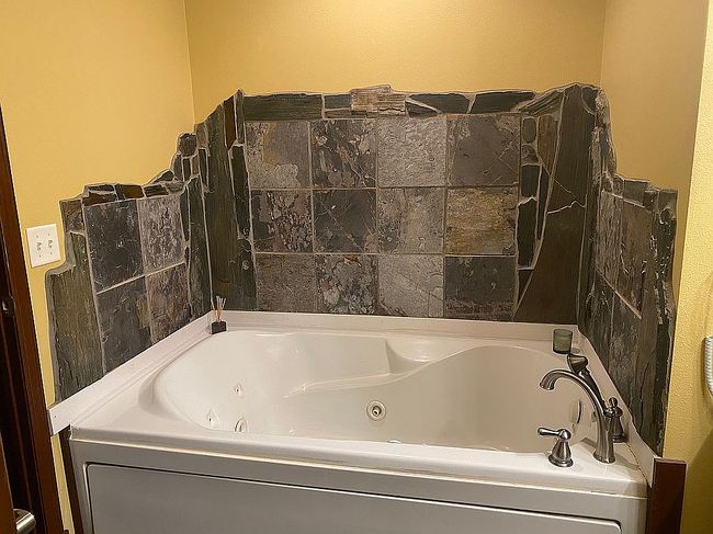 Photo of 240 6th St Ne, Perham, MN