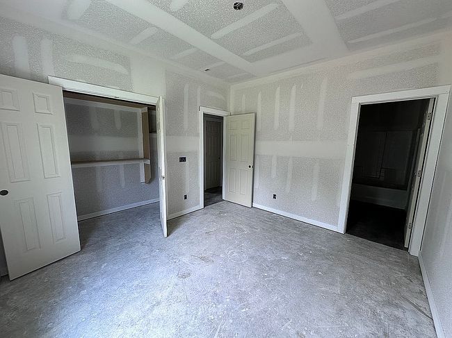 Image of 902 W Main St