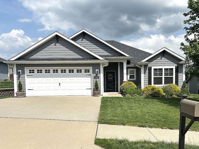 Image of 7402 Oakley Dr