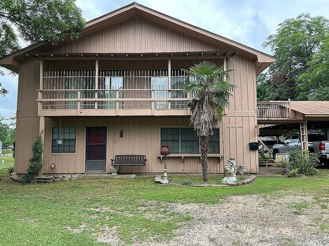 Image of 2100 Fulton St