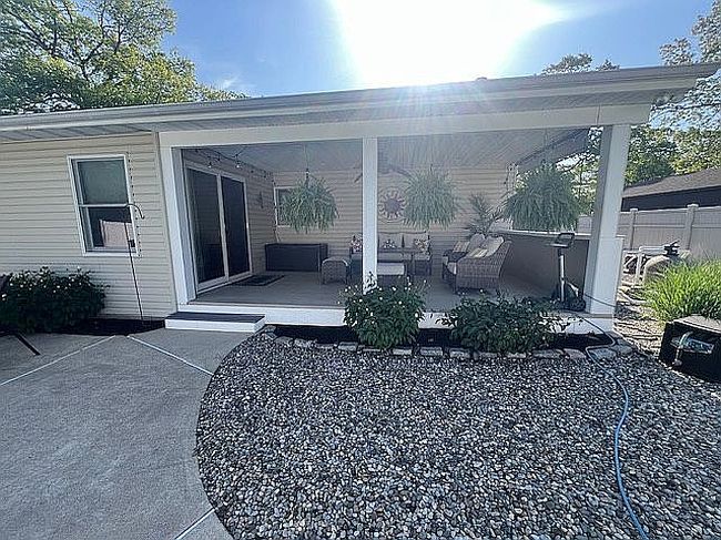 Image of 317 Alpine St