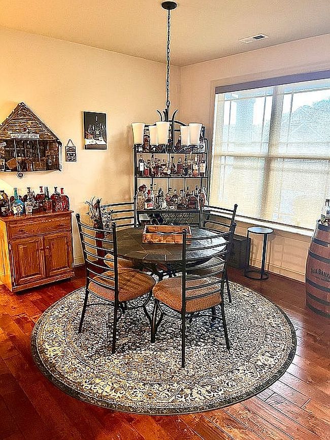 Image of 324 Brownstone Cir