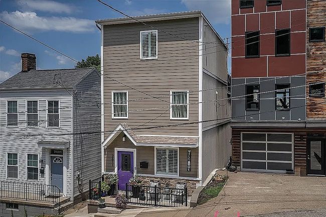 Image of 2611 Stella St