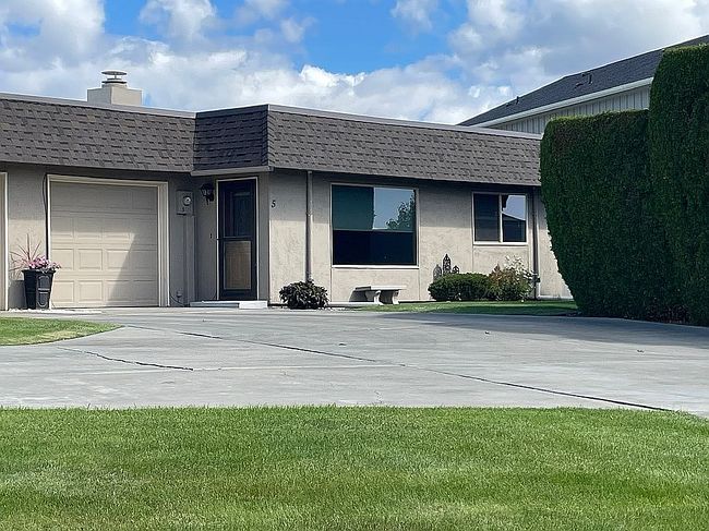 Additional photo 1 of property located at 100 N 60th Ave Apt 5