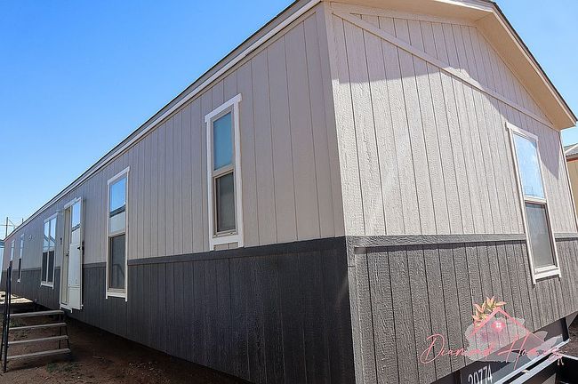 Image of 3014 E Clara Hawthorn St