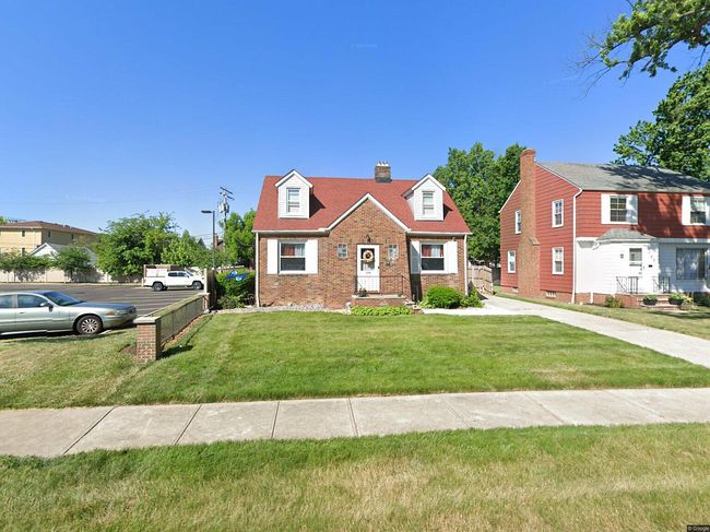 Photo of 170 Sunnycliff Dr, Euclid, OH