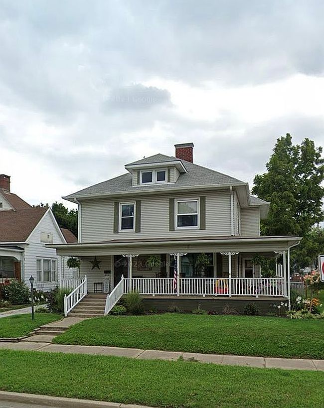 Photo of 431 Elm St