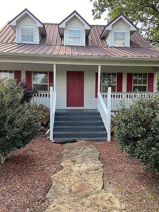 Image of 2807 Moffett Rd