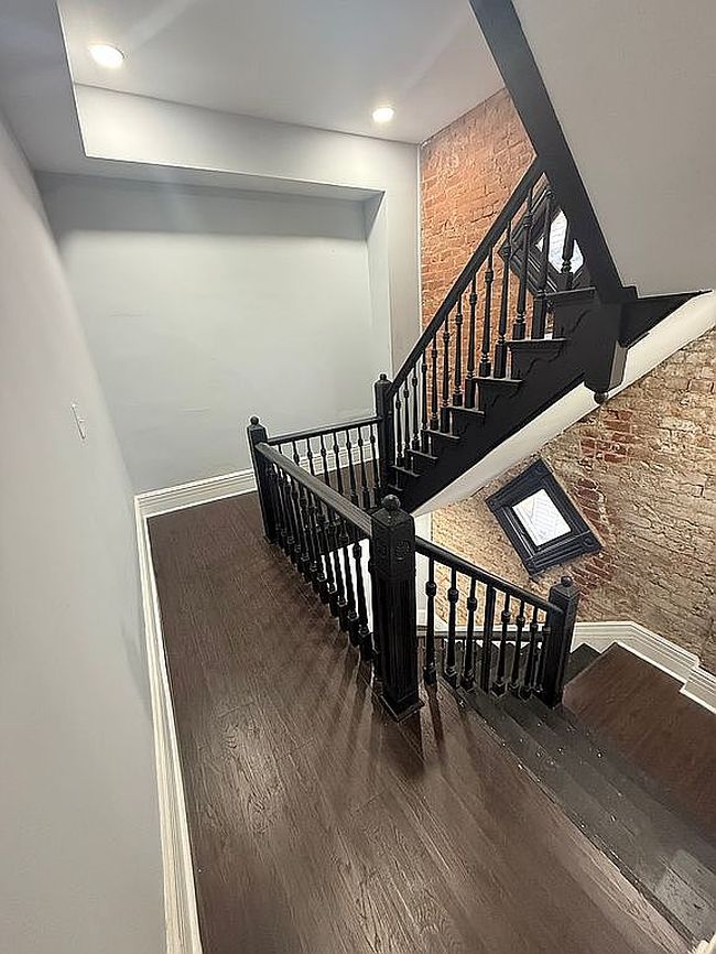 Photo of 3315 Graydon Ave, Cincinnati, OH
