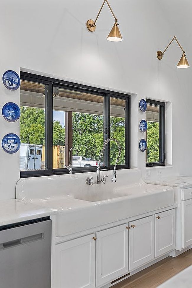 Additional photo 2 of property located at 1109 Sands Rd