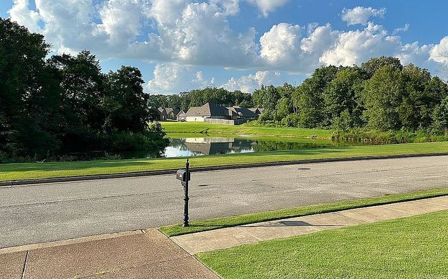 Photo of 2683 Harvest Tree Dr, Southaven, MS