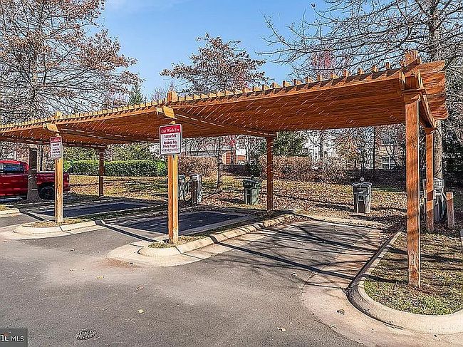 Photo of 42446 Mayflower Ter Unit 204, Brambleton, VA