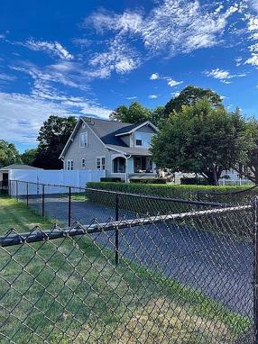 Additional photo 3 of property located at 1053 E Main St