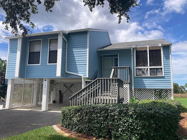 Photo of 2891 N Rivers Edge Blvd