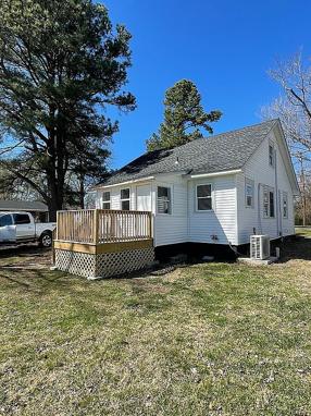 Image of 605 Sycamore St