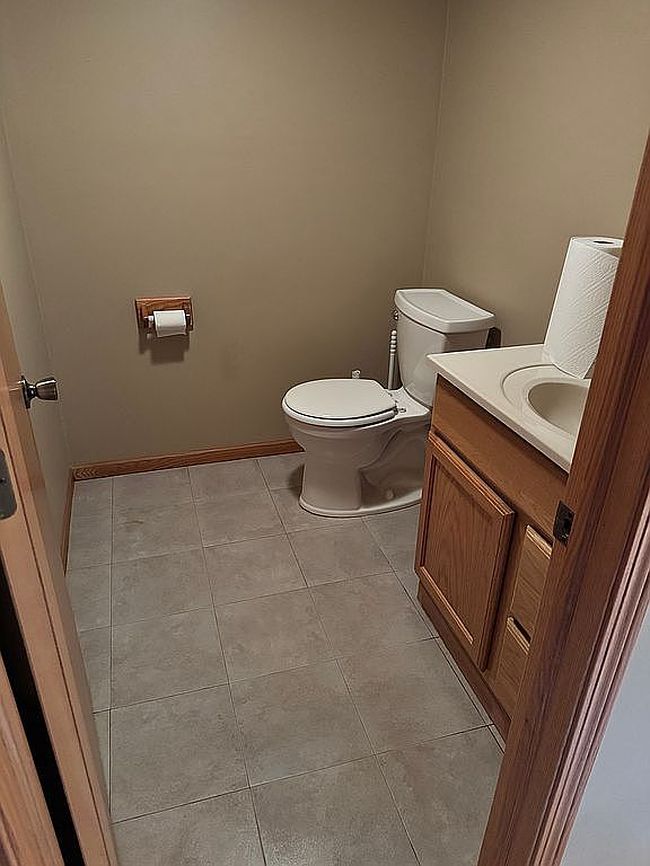 Photo of 1714 Peri Dr, Mendota, IL