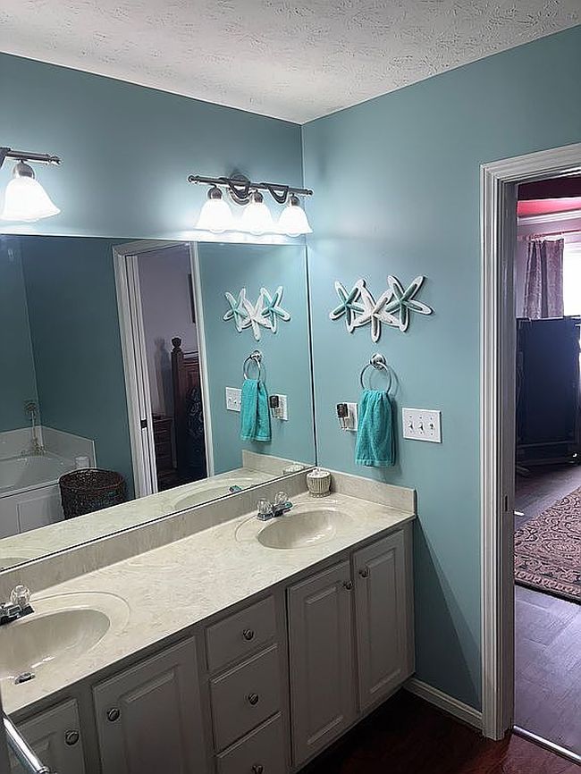 Image of 8500 Rebecca Scott Way