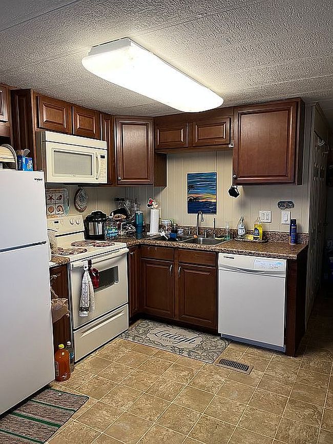 Image of 2001 83rd Ave N Lot 1045