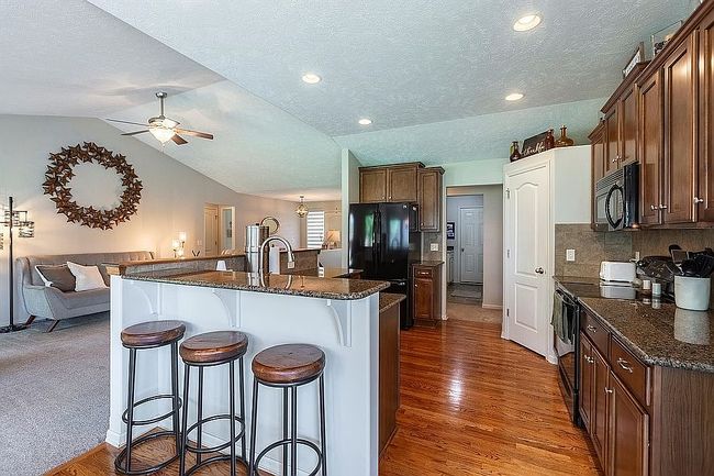 16315 Craig Ave, Bennington, NE