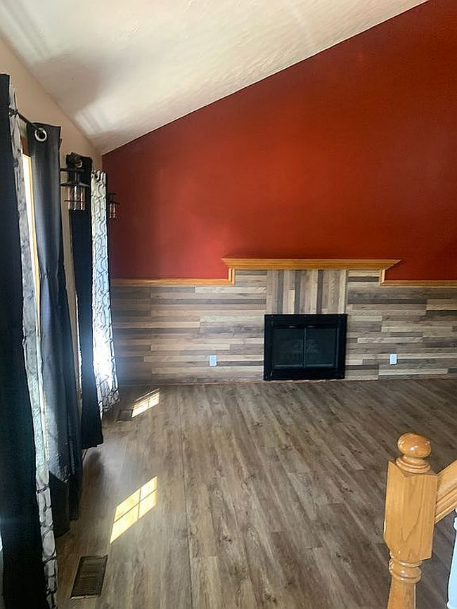 Additional photo 3 of property located at 2848 Drake St