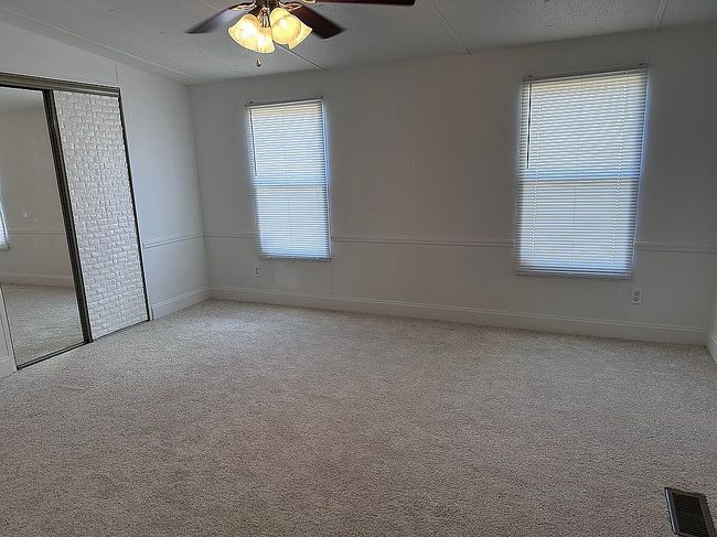 Image of 134 Lovers Ln Ne