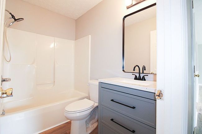 Image of 429 Southbrook Dr