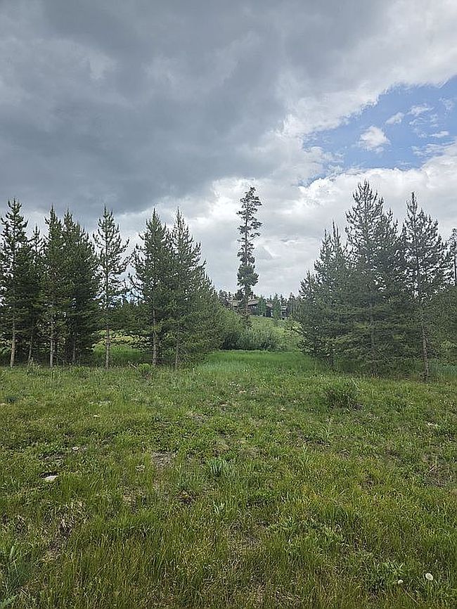 Photo of 1095 Golf Course Cir, Tabernash, CO
