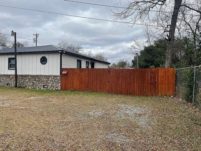 Photo of 4206 Auburn Rd, Phenix City, AL