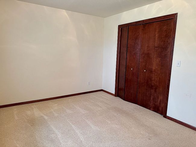 Photo of 608 S Douglas St, Inwood, IA