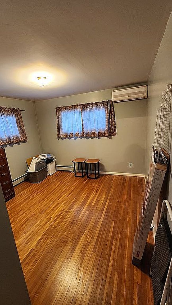 Image of 405 Thayer Ave