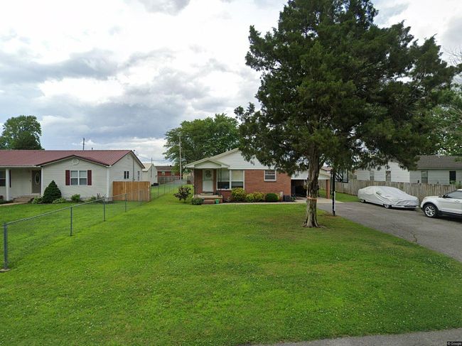 Image of 412 Robin Ln