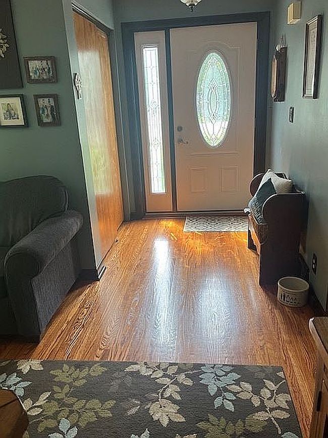 Photo of 40 Lenora Dr, Hamburg, NY