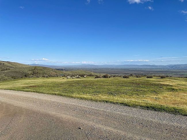 Additional photo 1 of property located at 1930 W Sun East Rd