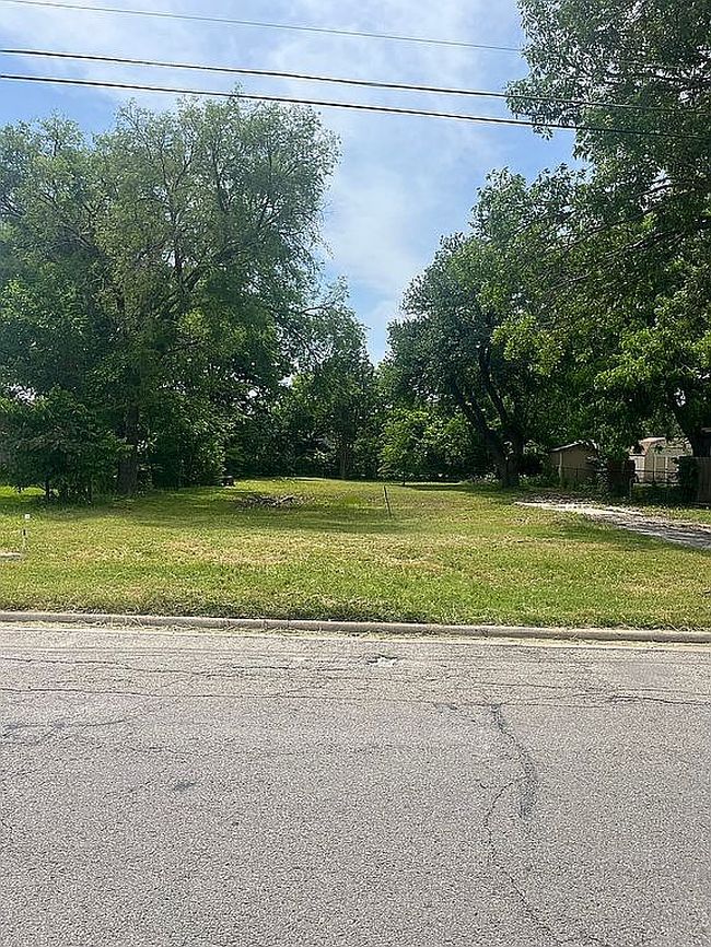 Photo of 1405 N Graves St, Mckinney, TX