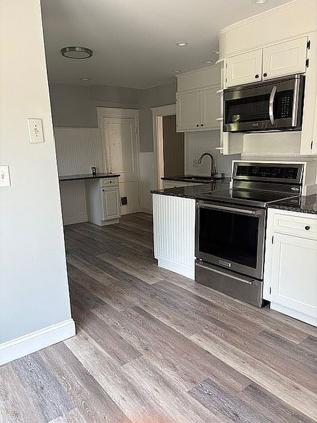 Image of 475 Broadway