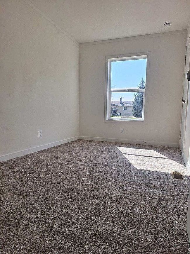Photo of 527 W Main St, Goldendale, WA
