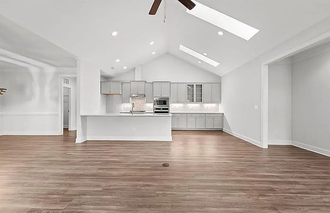 Photo of 170 Dunvegan Ln, Burlington, NC
