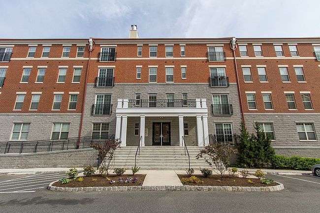 Photo of 600 Commodore Ct Unit 2644, Philadelphia, PA