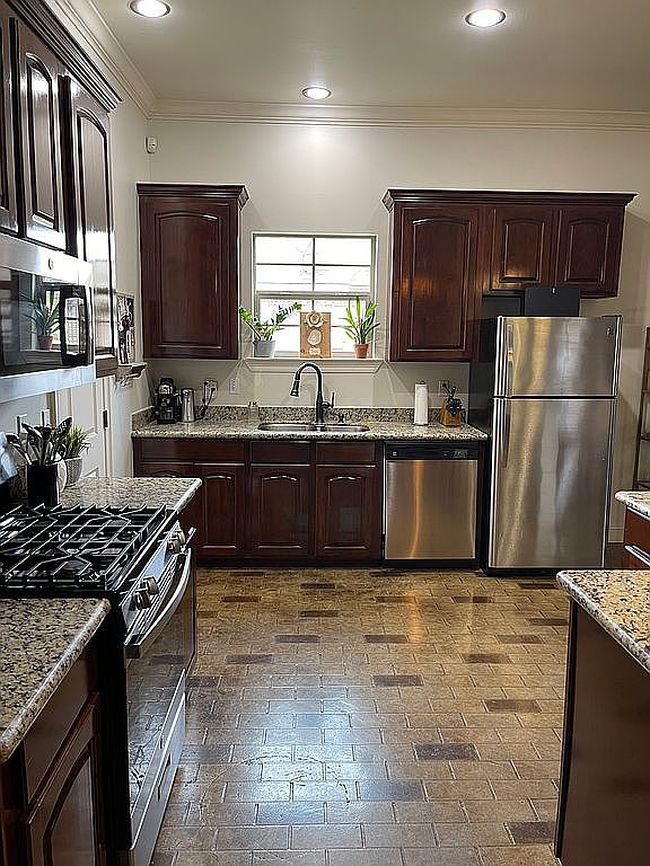 Image of 41095 Kinkade Dr
