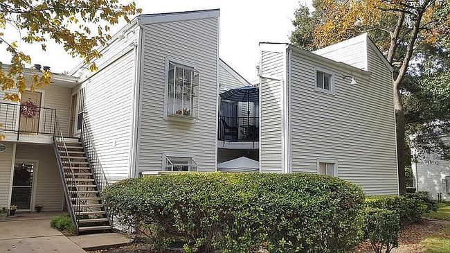 Photo of 9809 Richmond Ave Unit G12