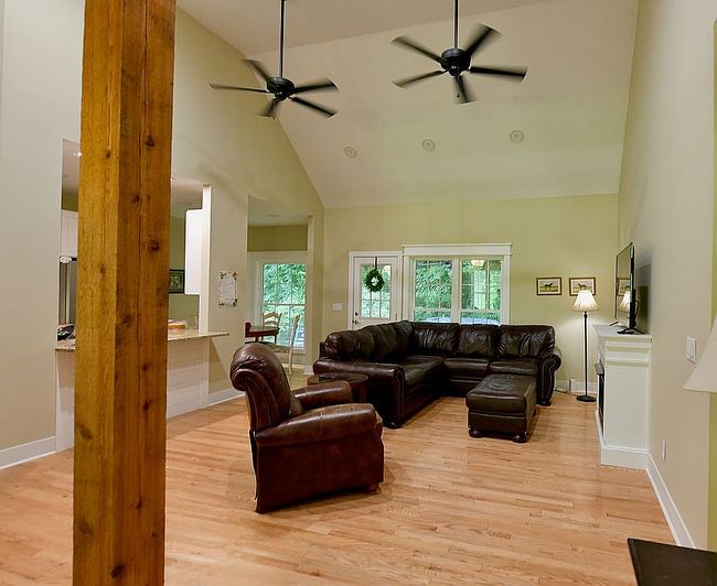 Photo of 1015 Rock Fork Rd, Garrett, KY