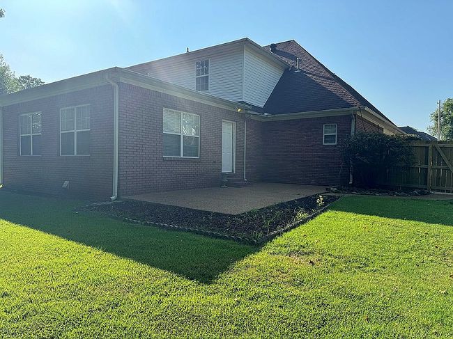 Photo of 15 Hearthwood Cv, Jackson, TN