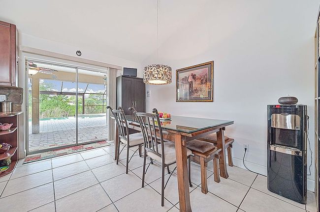 Image of 2222 Ne 22nd Ave
