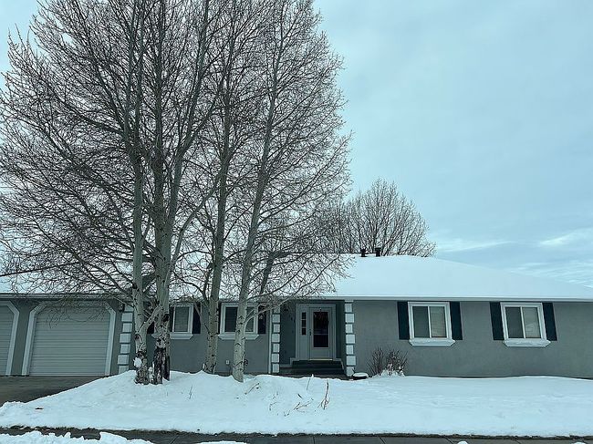 Photo of 121 Hathaway Ave, Evanston, WY